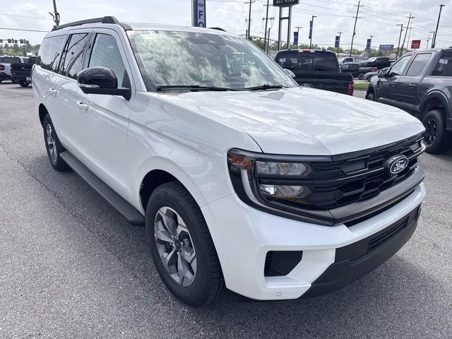 2027 White Ford Expedition Max Active RWD SUV
