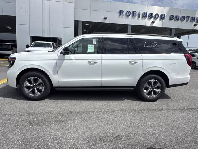 2027 White Ford Expedition Max Active RWD SUV