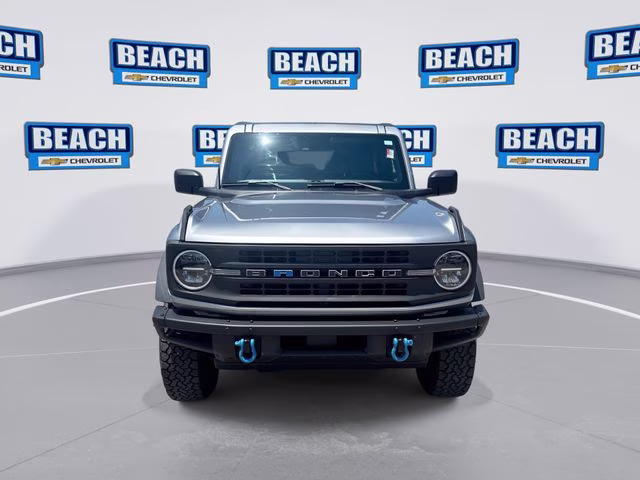 2021 Silver Metallic Ford Bronco Black Diamond 4X4 SUV