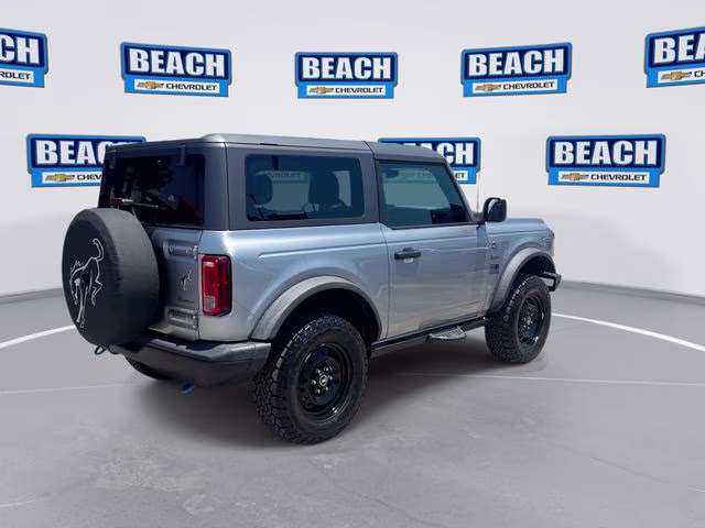 2021 Silver Metallic Ford Bronco Black Diamond 4X4 SUV