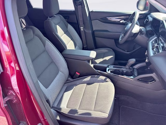 2024 Crimson Chevrolet Trailblazer LT FWD SUV