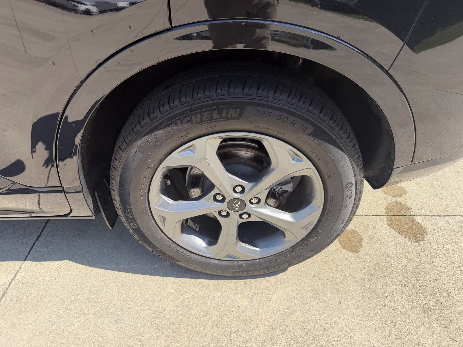 2024 Agate Black Ford Escape ST-Line AWD SUV