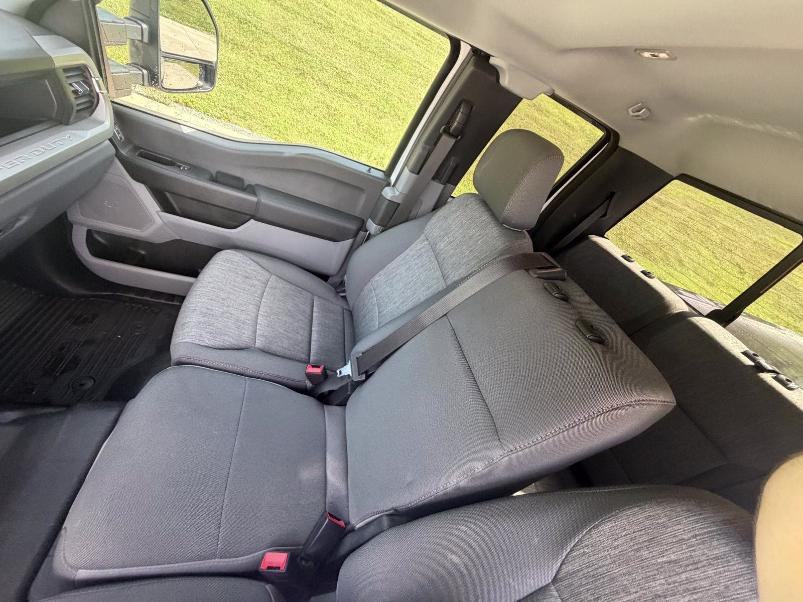 2023 Oxford White Ford Super Duty F-250 SRW XL 4X4 Truck