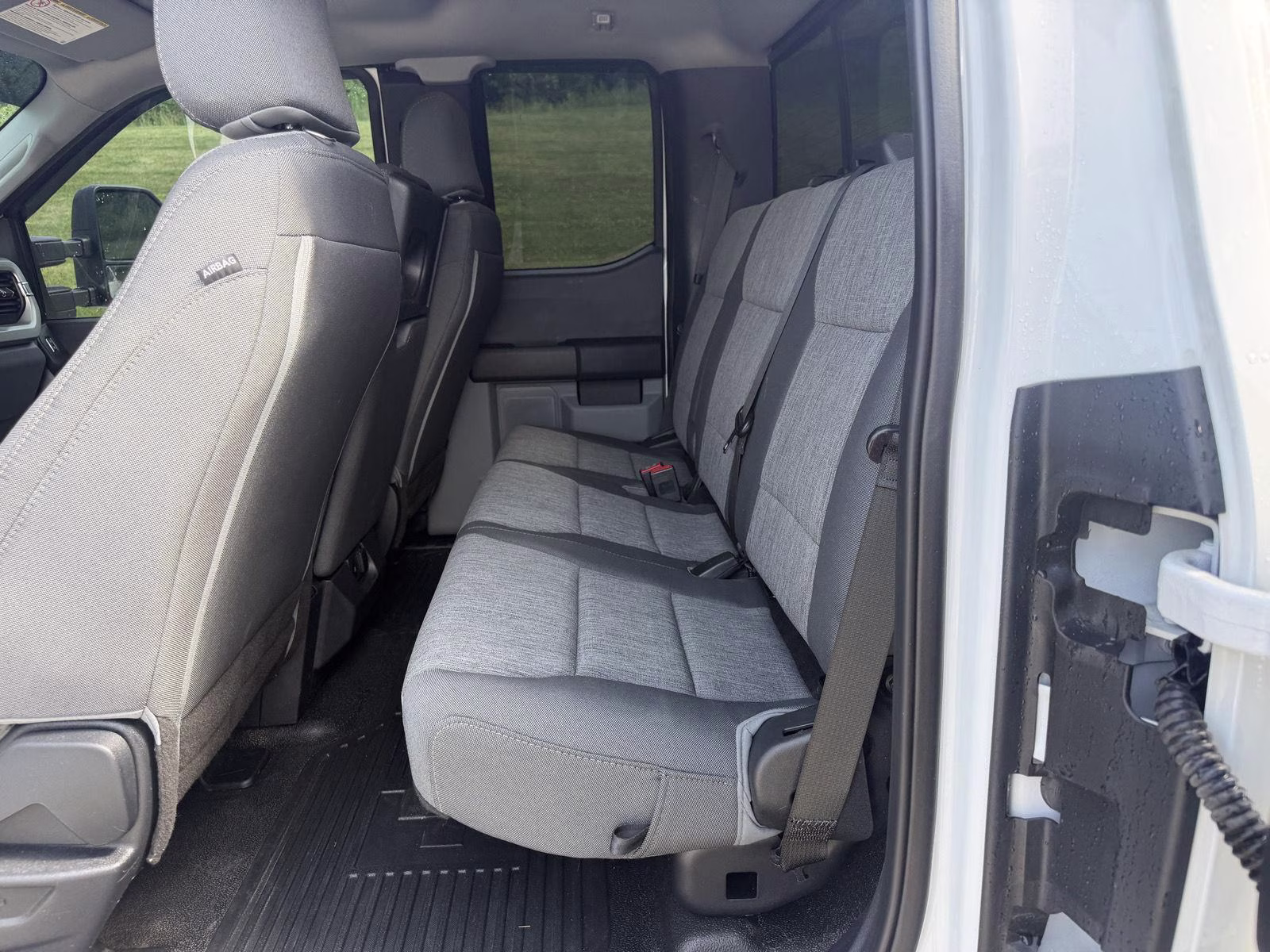 2023 Oxford White Ford Super Duty F-250 SRW XL 4X4 Truck