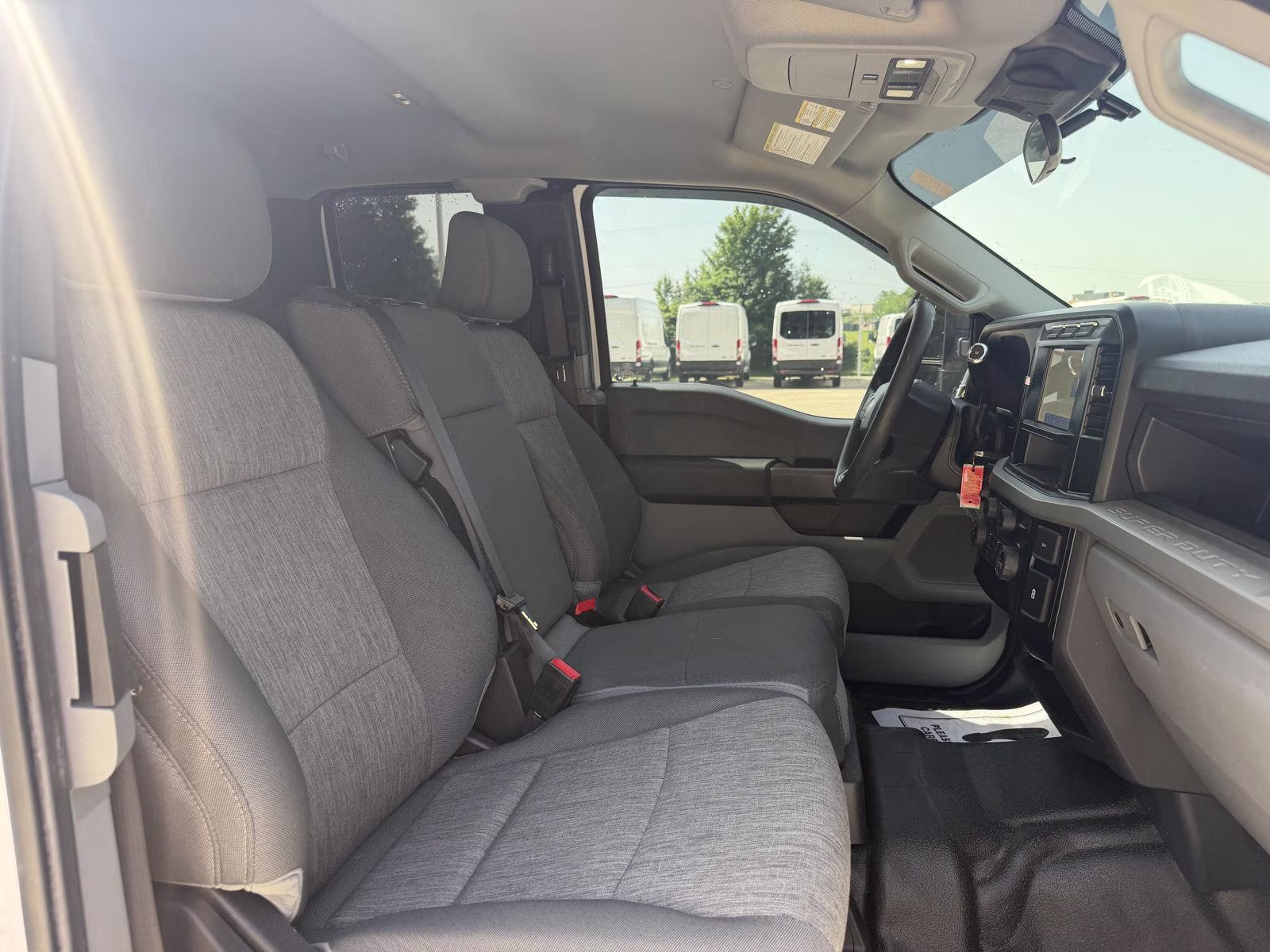 2023 Oxford White Ford Super Duty F-250 SRW XL 4X4 Truck