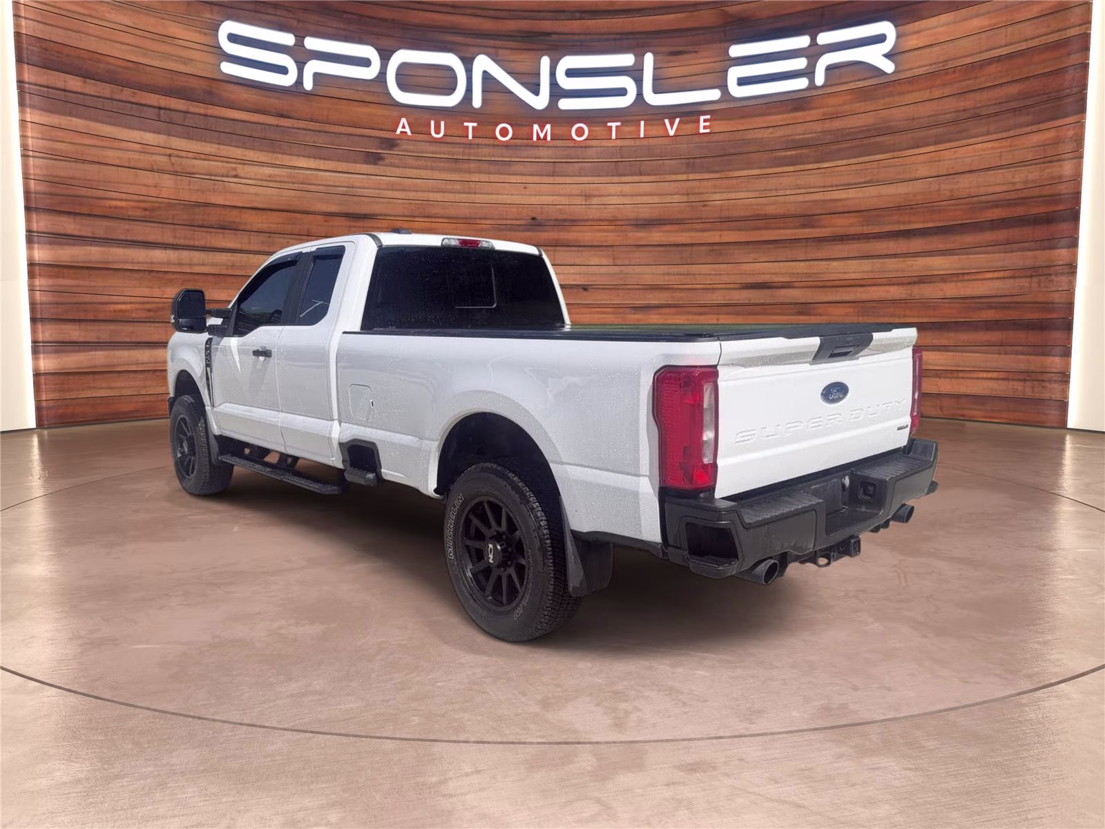 2023 Oxford White Ford Super Duty F-250 SRW XL 4X4 Truck