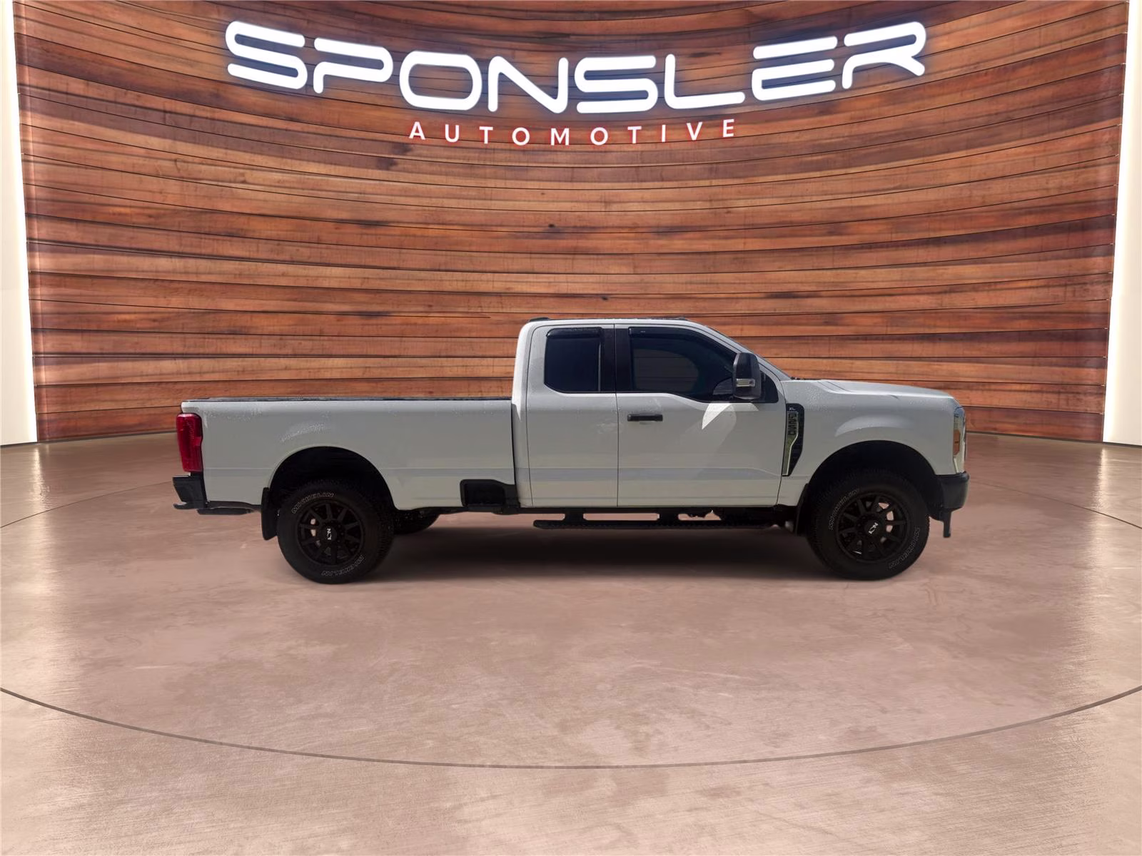 2023 Oxford White Ford Super Duty F-250 SRW XL 4X4 Truck