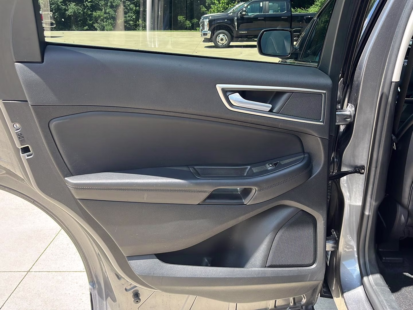 2024 Carbonized Gray Ford Edge SEL AWD SUV