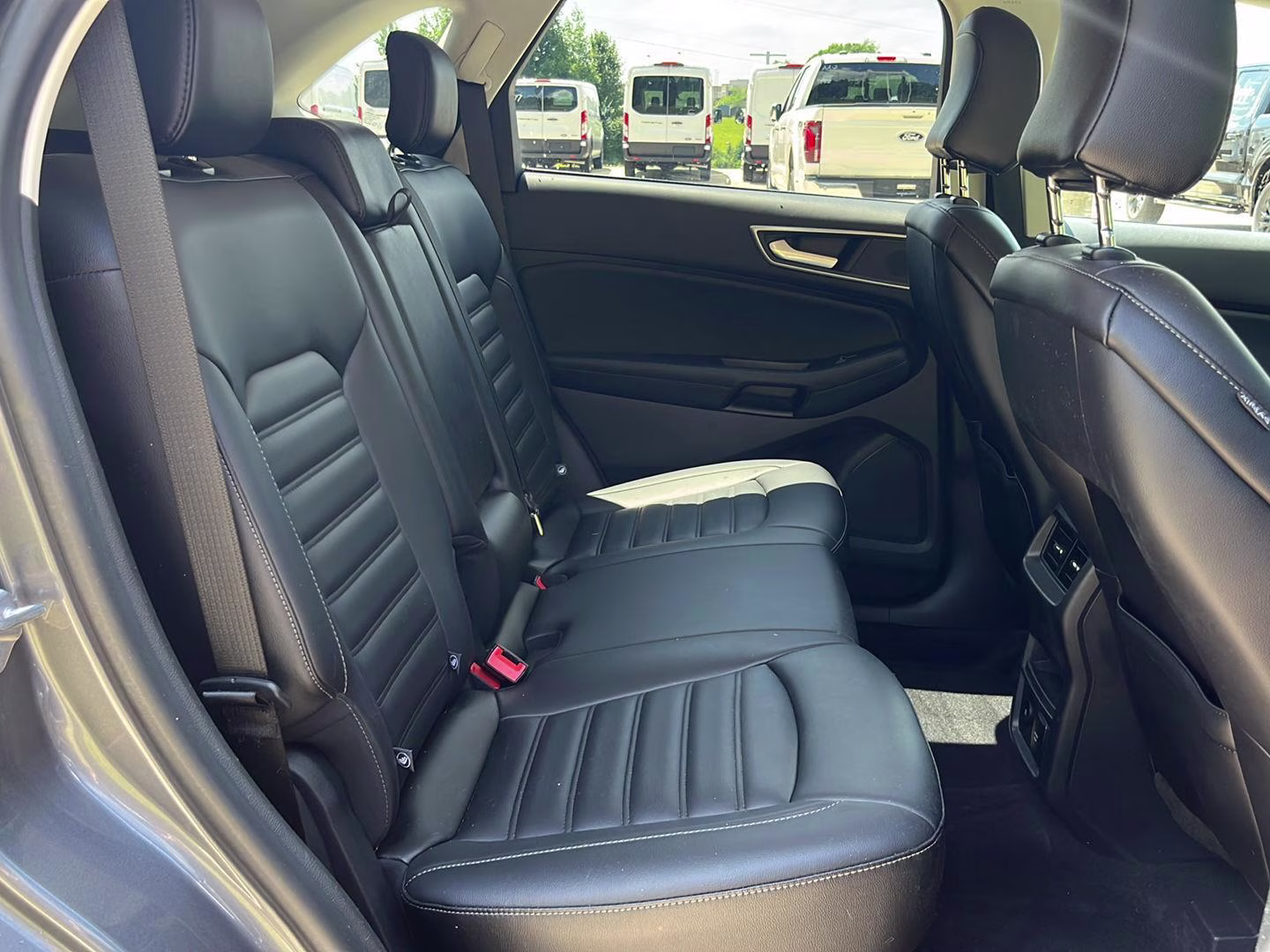 2024 Carbonized Gray Ford Edge SEL AWD SUV
