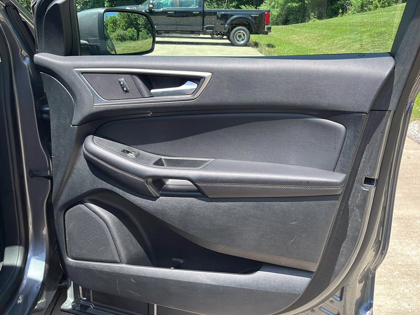 2024 Carbonized Gray Ford Edge SEL AWD SUV