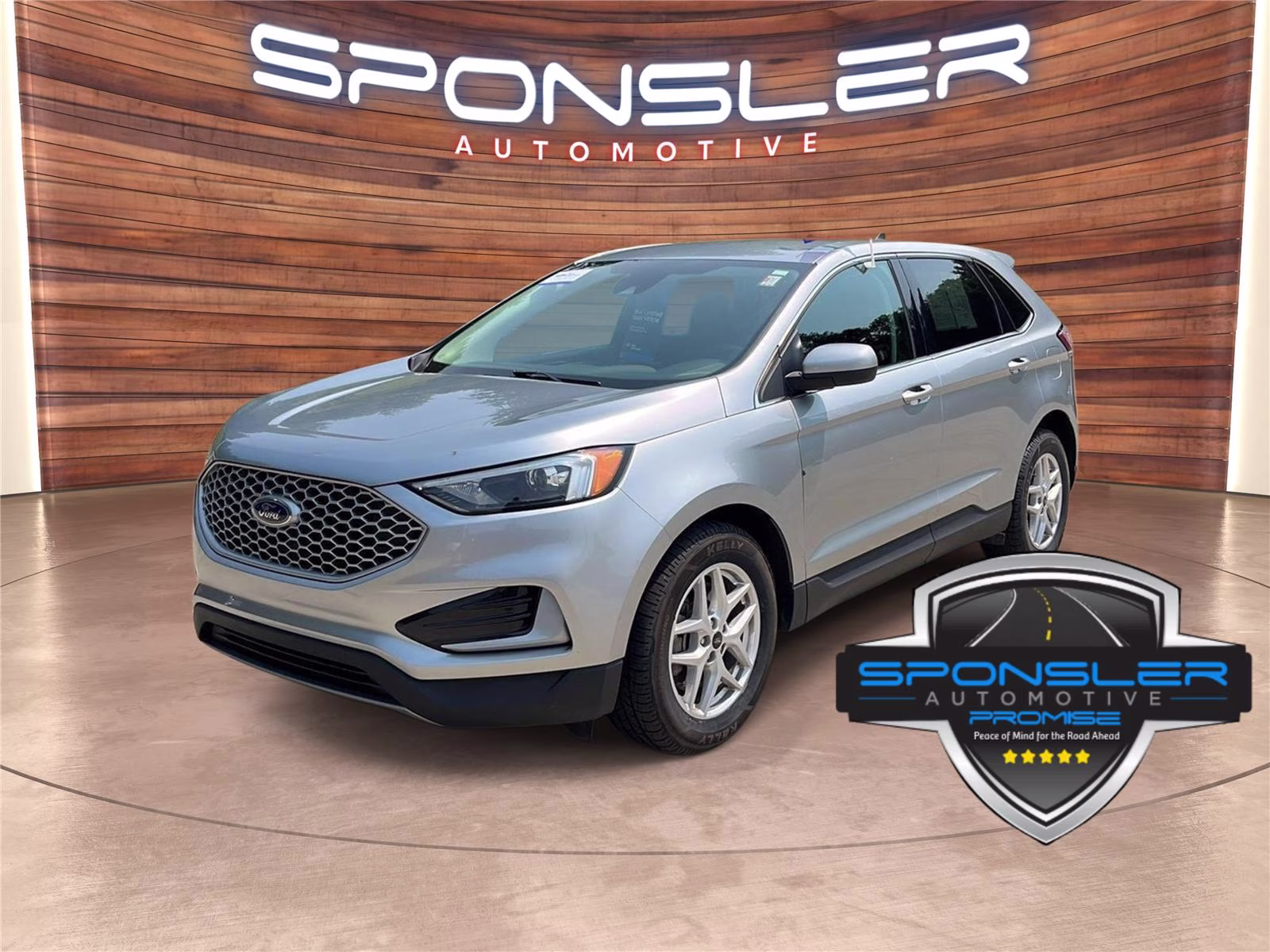 2023 Iconic Silver Ford Edge SEL AWD SUV
