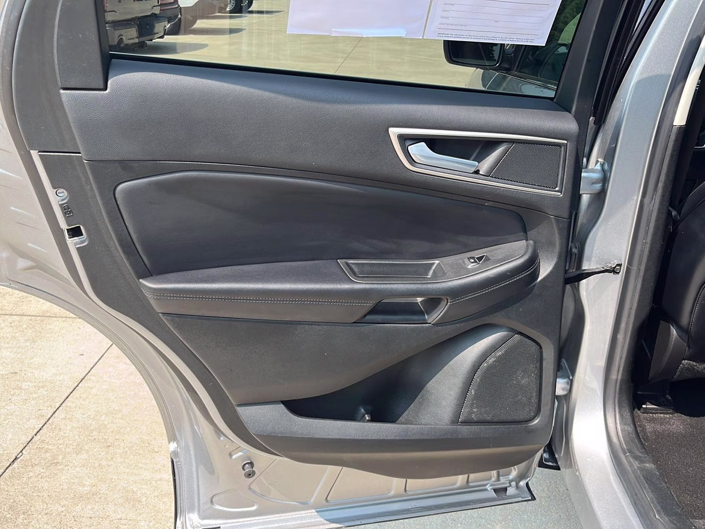 2023 Iconic Silver Ford Edge SEL AWD SUV