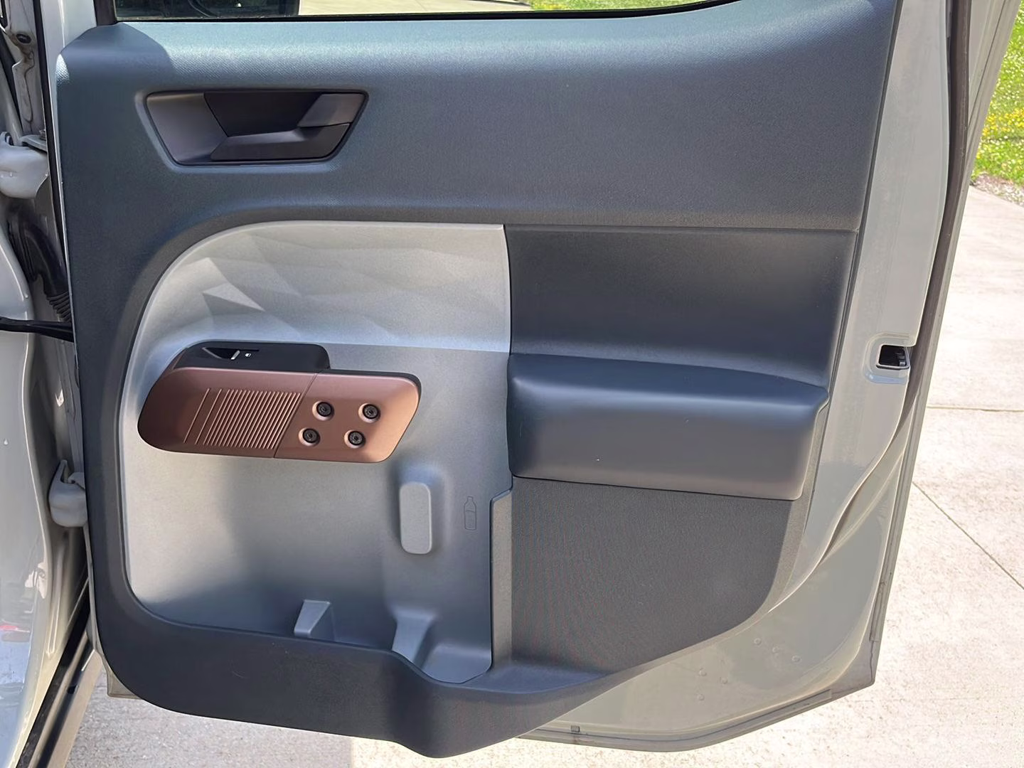 2023 Cactus Gray Ford Maverick LARIAT FWD Truck