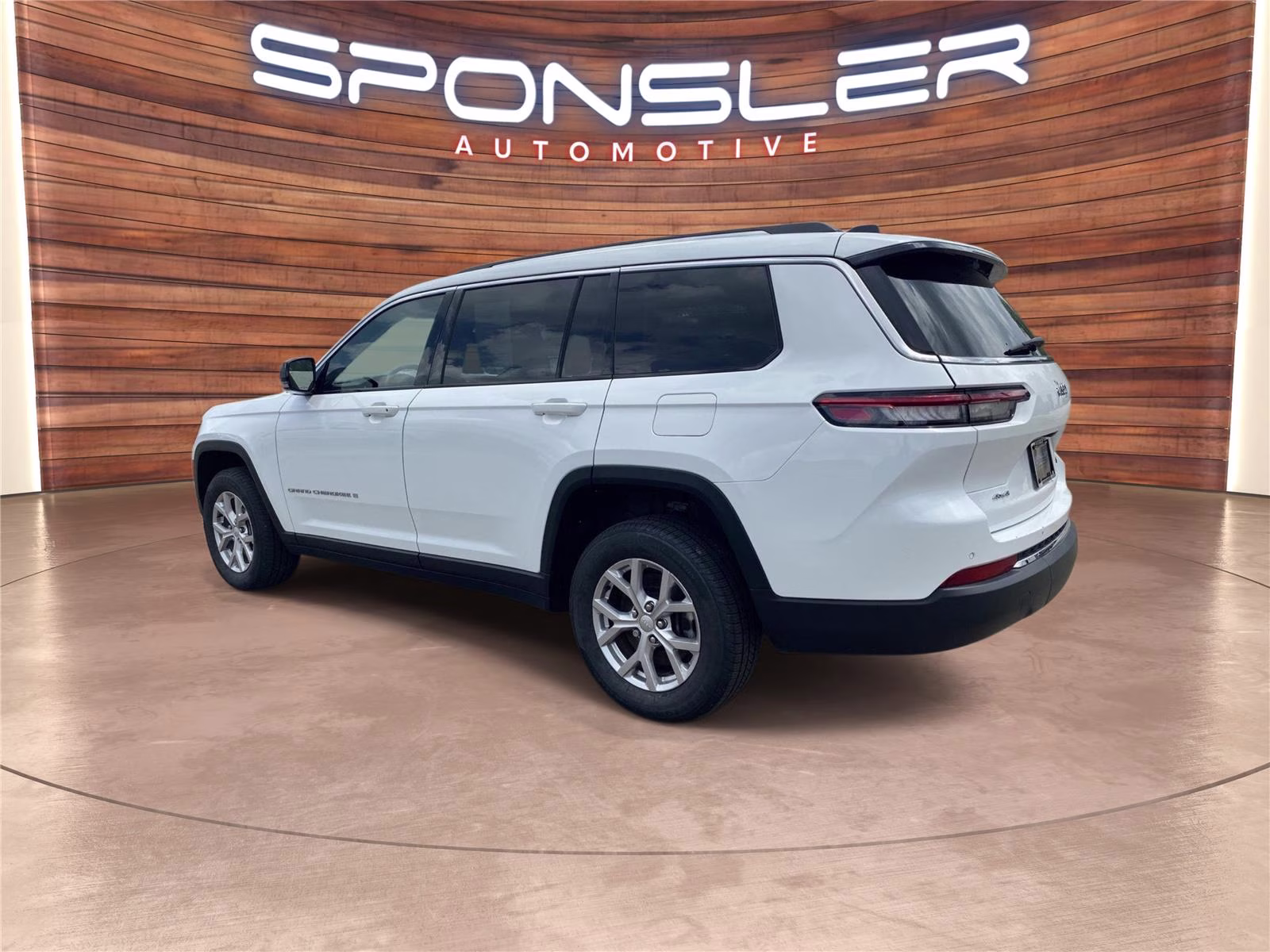 2023 Bright White Clearcoat Jeep Grand Cherokee L Limited 4X4 SUV