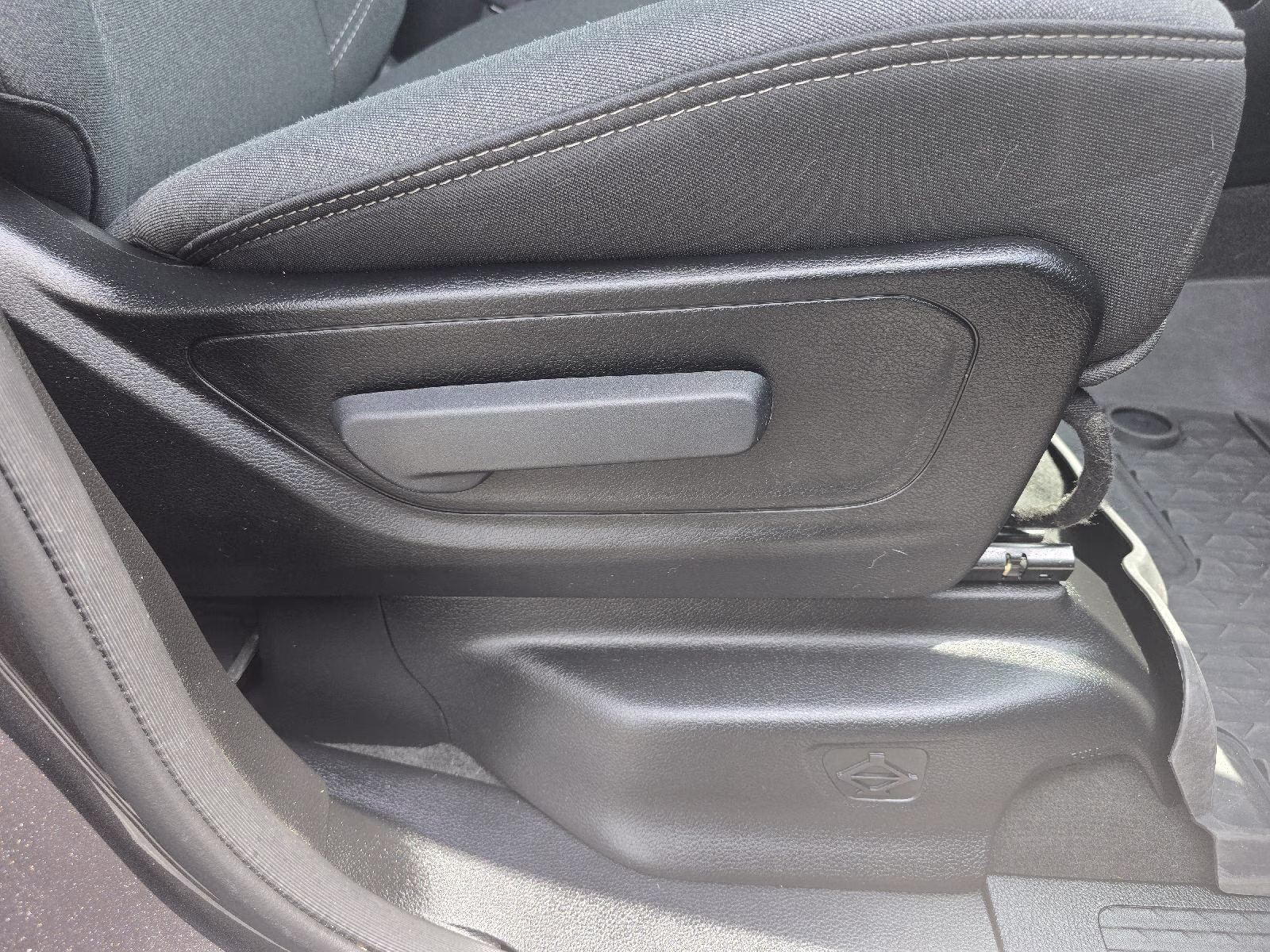 2023 Granite Crystal Metallic Clearcoat Ram 1500 Big Horn 4X4 Truck