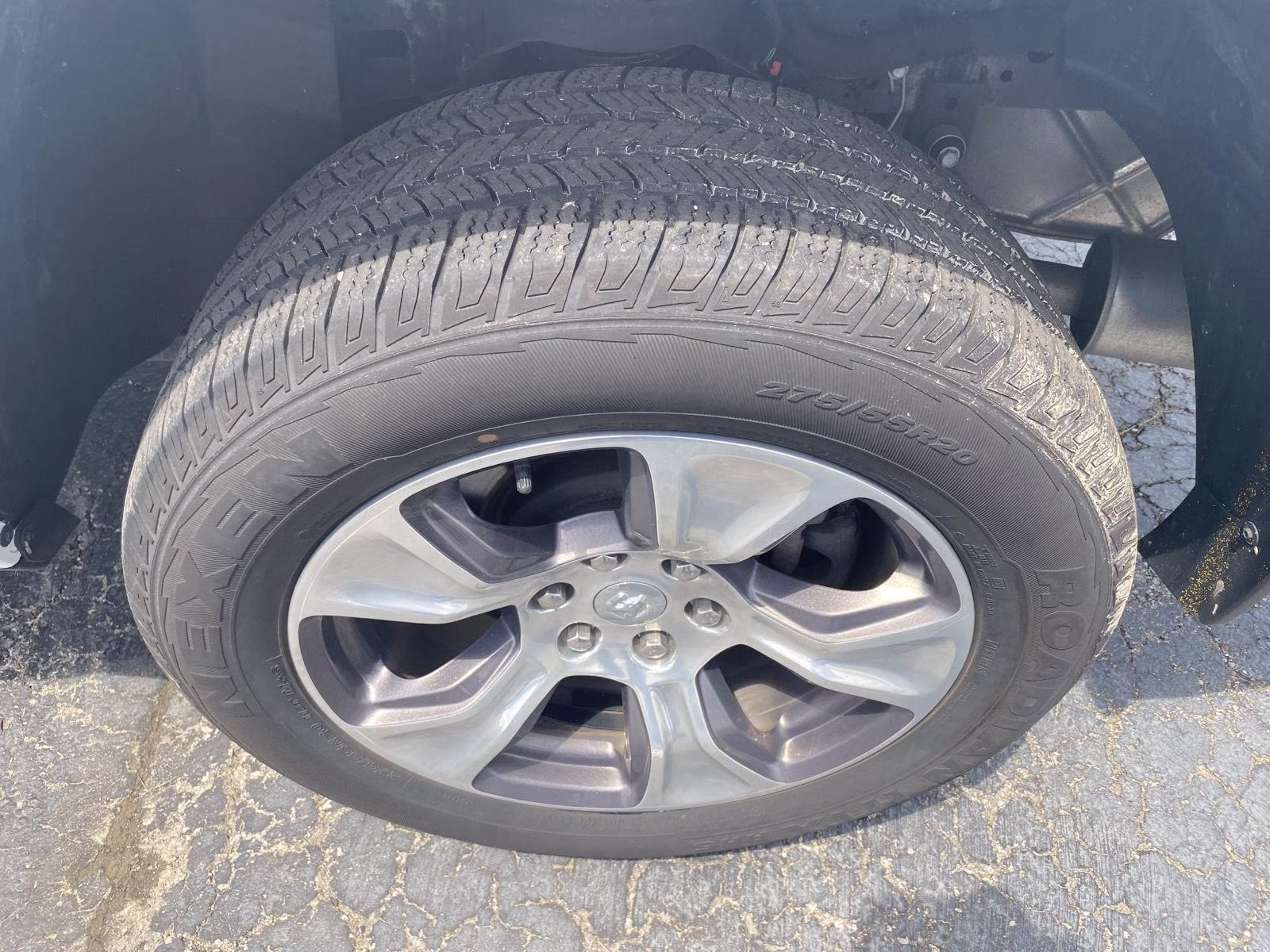 2023 Bright White Clearcoat Ram 1500 Laramie 4X4 Truck