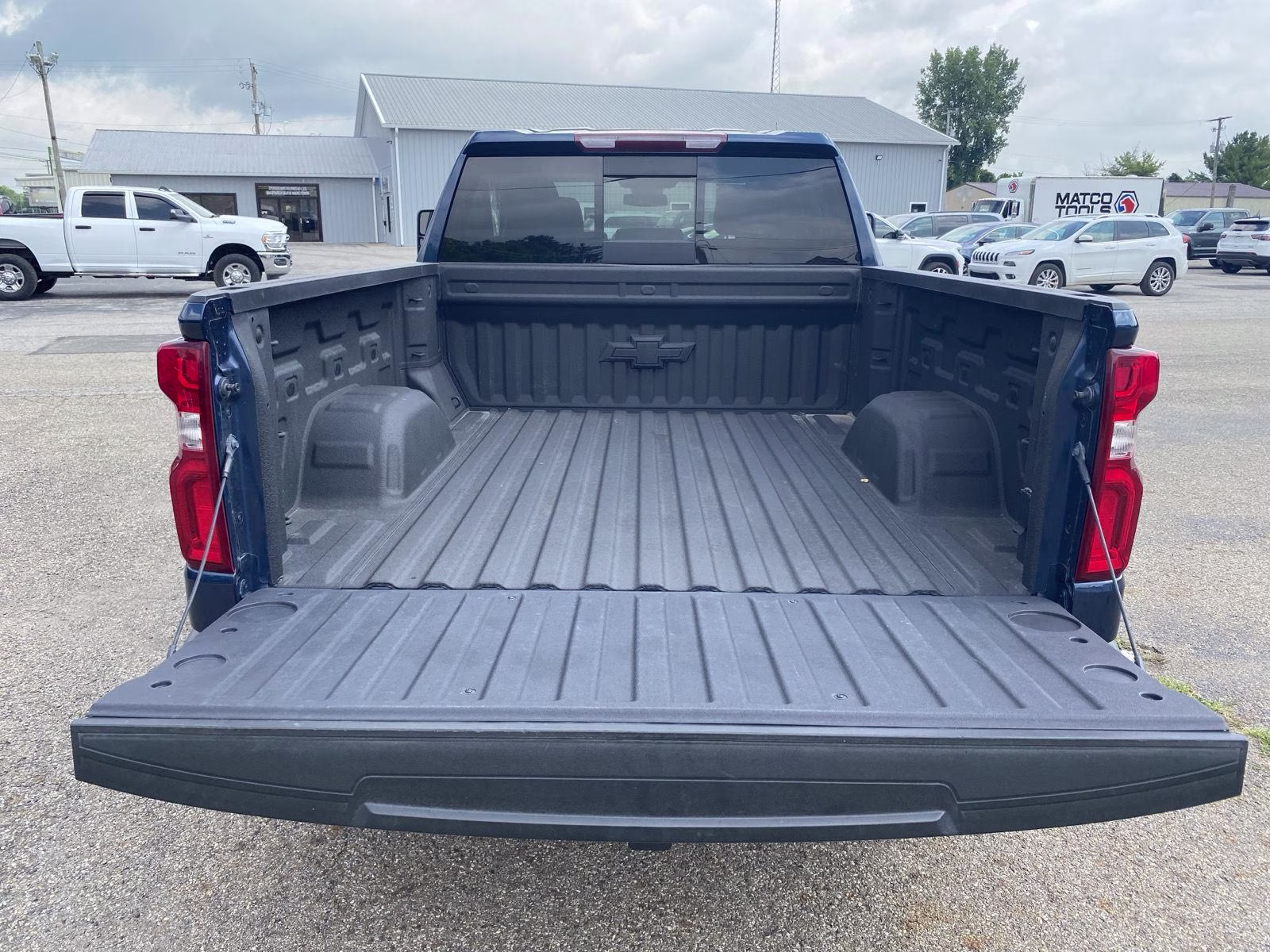 2023 Northsky Blue Metallic Chevrolet Silverado 1500 RST 4X4 Truck