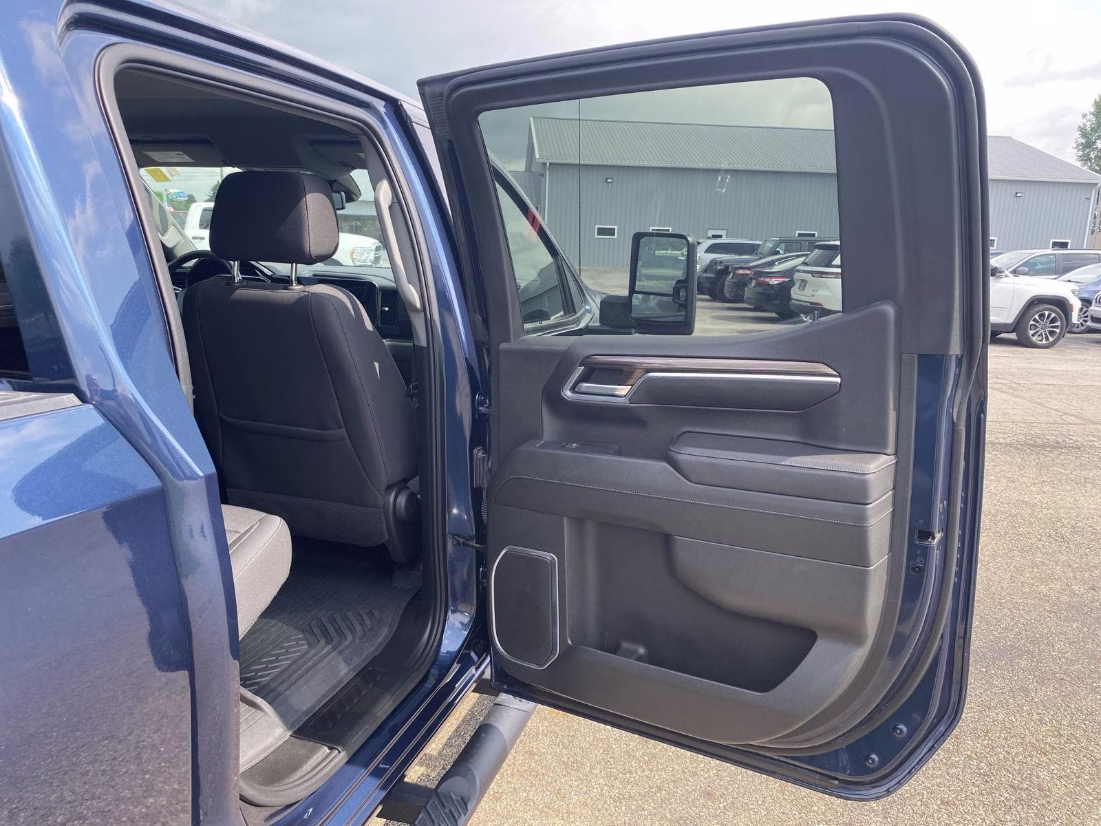 2023 Northsky Blue Metallic Chevrolet Silverado 1500 RST 4X4 Truck