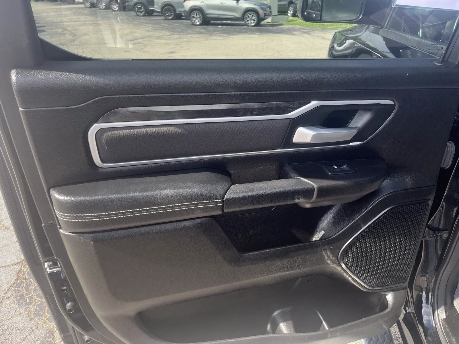 2023 Diamond Black Crystal Pearlcoat Ram 1500 Big Horn 4X4 Truck
