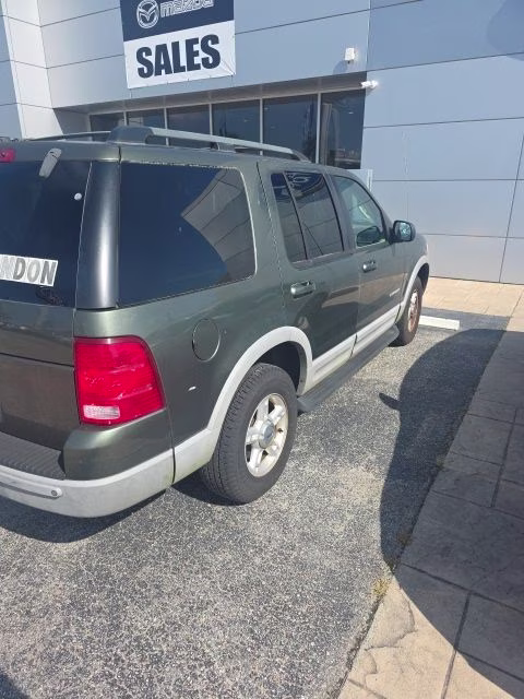 2002 Green Ford Explorer XLT 4X4 SUV