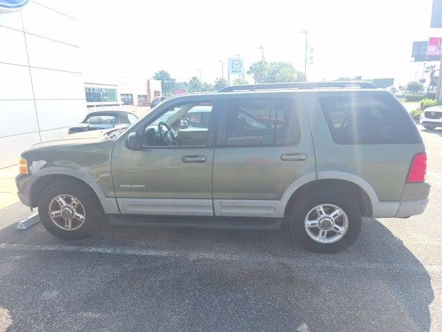 2002 Green Ford Explorer XLT 4X4 SUV
