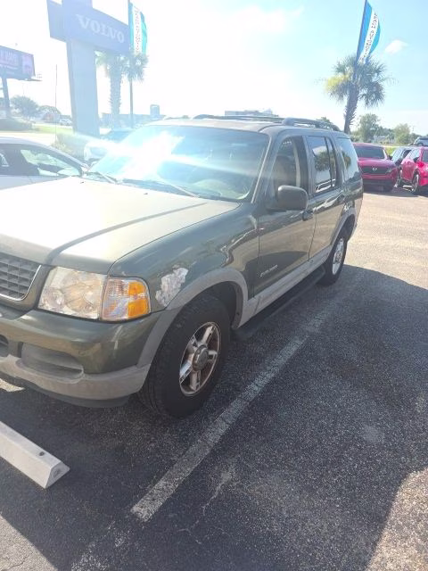 2002 Green Ford Explorer XLT 4X4 SUV