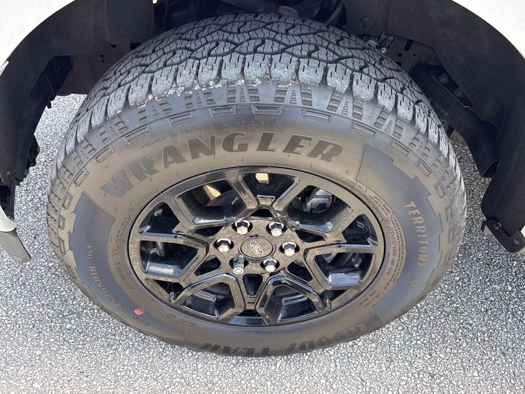 2024 Avalanche Gray Ford F-150 XLT 4X4 Truck