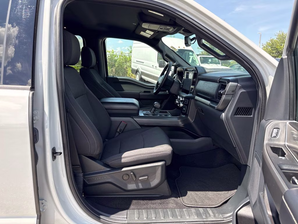 2024 Avalanche Gray Ford F-150 XLT 4X4 Truck