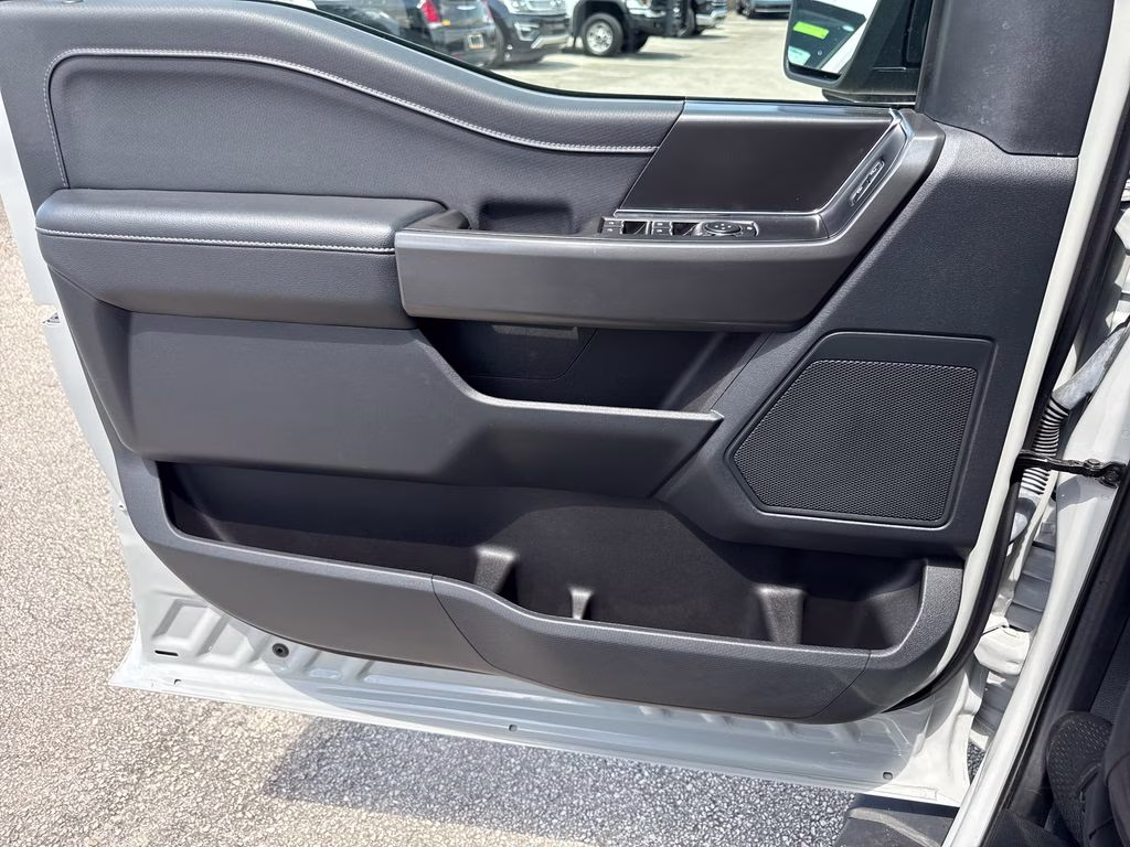 2024 Avalanche Gray Ford F-150 XLT 4X4 Truck