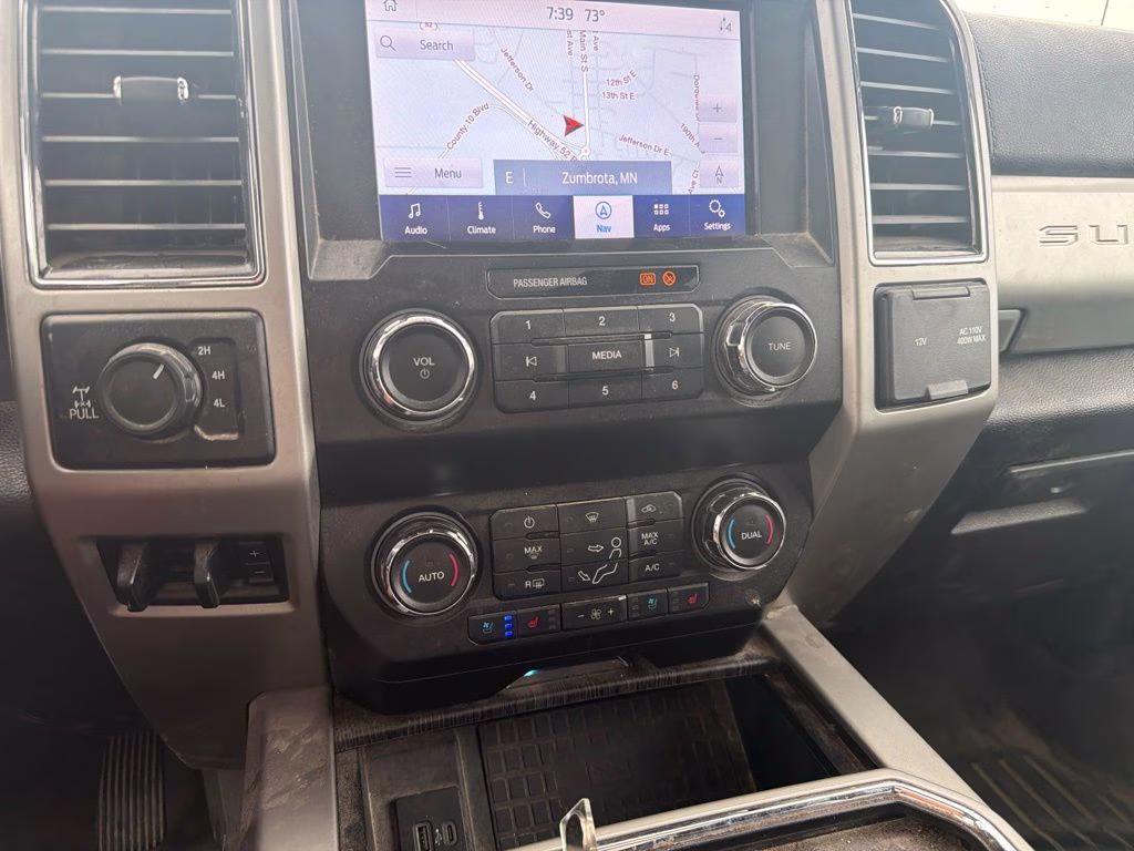 2020 Red Ford Super Duty F-350 SRW Lariat 4X4 Truck