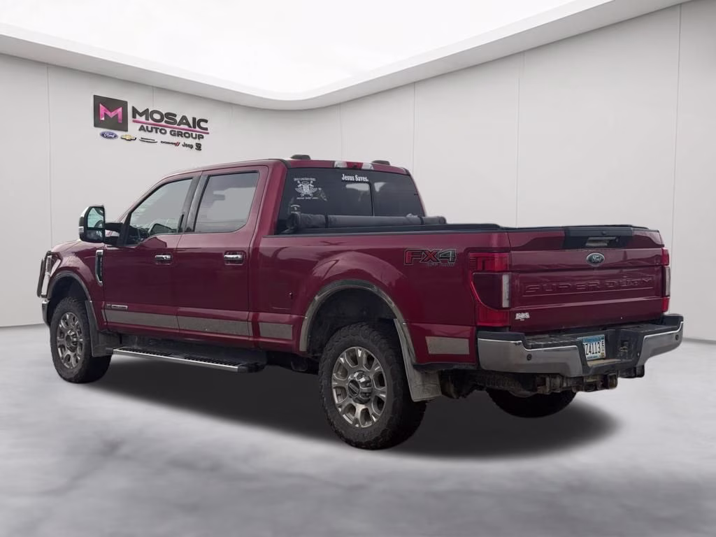 2020 Red Ford Super Duty F-350 SRW Lariat 4X4 Truck