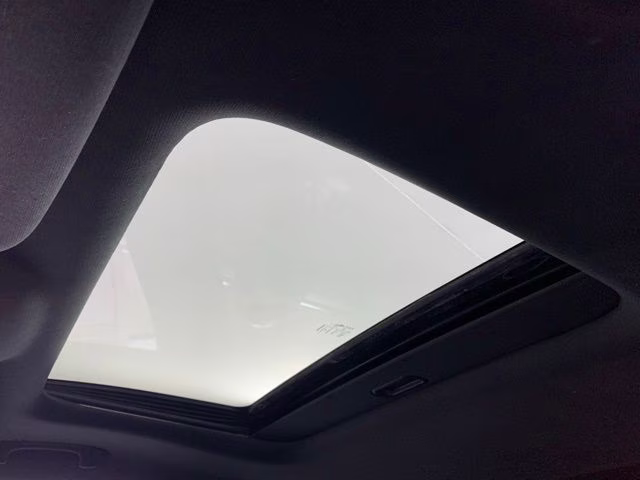 2015 Billet Silver Metallic Clearcoat Jeep Grand Cherokee Altitude 4X4 SUV