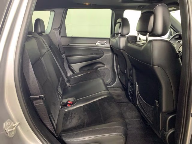 2015 Billet Silver Metallic Clearcoat Jeep Grand Cherokee Altitude 4X4 SUV