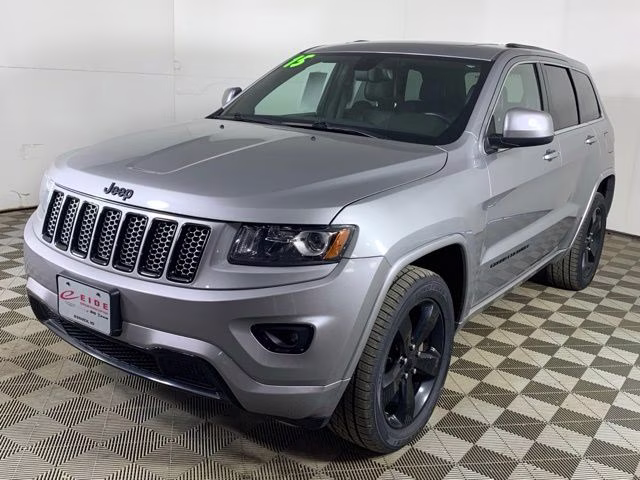 2015 Billet Silver Metallic Clearcoat Jeep Grand Cherokee Altitude 4X4 SUV