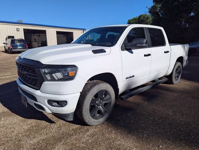 2024 Bright White Clearcoat Ram 1500 Big Horn/Lone Star 4X4 Truck