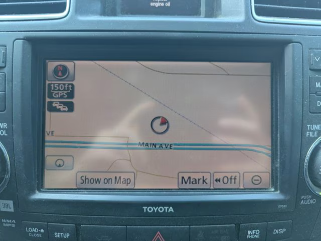 2011 Classic Silver Metallic Toyota Highlander Limited 4X4 SUV