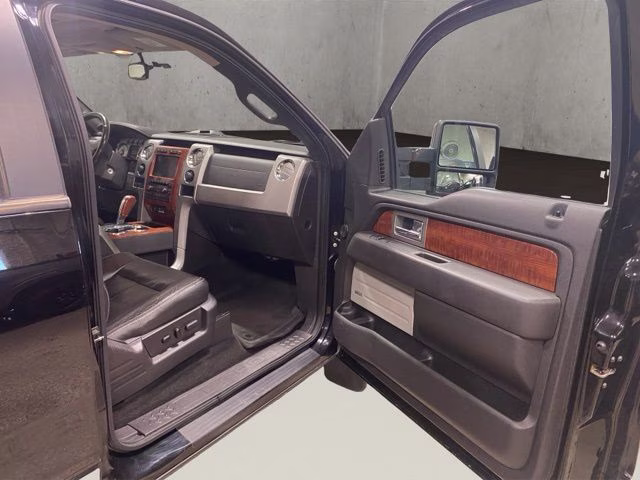2009 Black Clearcoat Ford F-150 Lariat 4X4 Truck