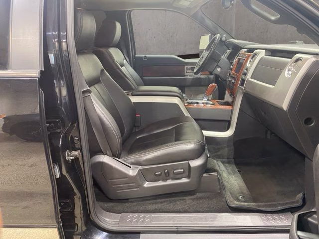 2009 Black Clearcoat Ford F-150 Lariat 4X4 Truck
