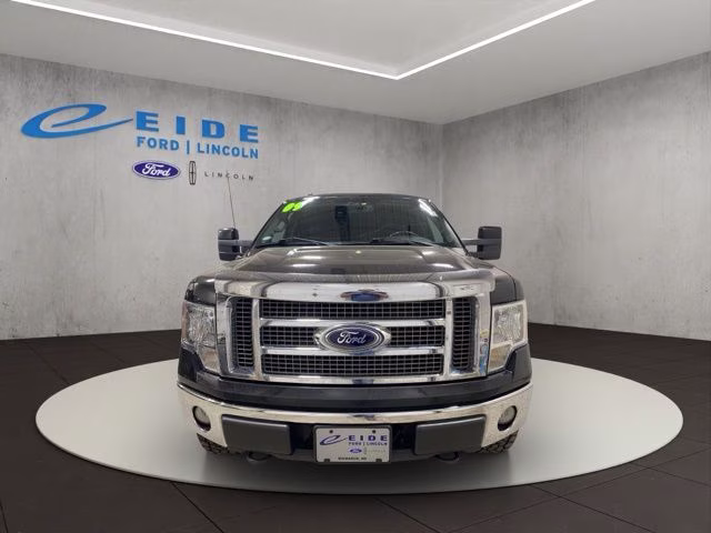 2009 Black Clearcoat Ford F-150 Lariat 4X4 Truck