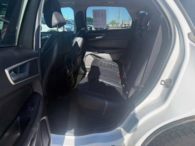 2022 Oxford White Ford Edge SEL AWD SUV