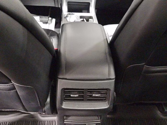2022 Oxford White Ford Edge SEL AWD SUV
