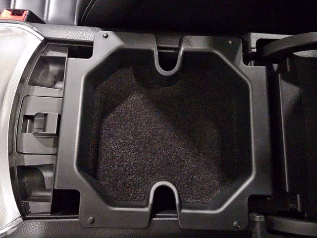 2022 Oxford White Ford Edge SEL AWD SUV