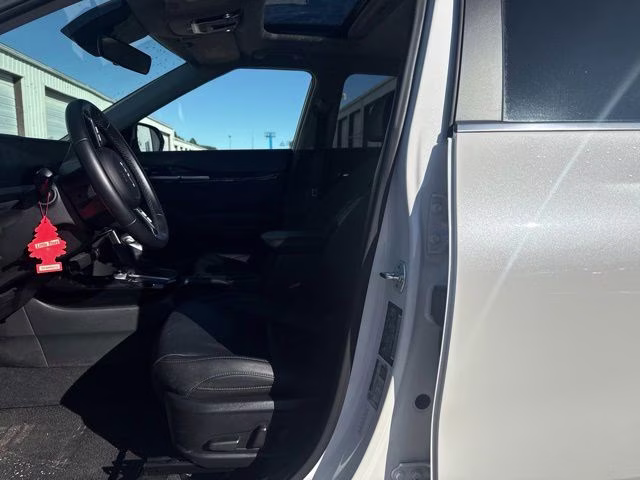2024 Snow White Pearl Kia Seltos EX AWD SUV