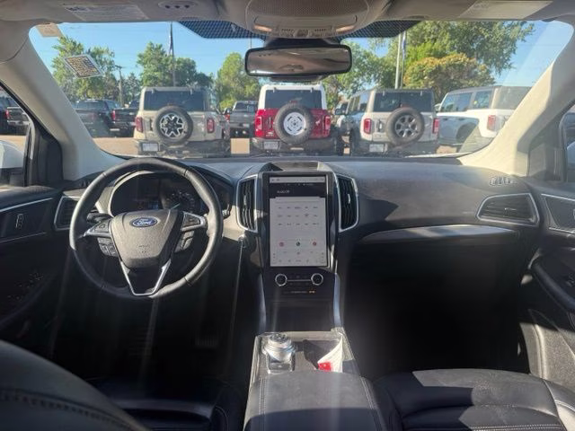 2022 Oxford White Ford Edge SEL AWD SUV