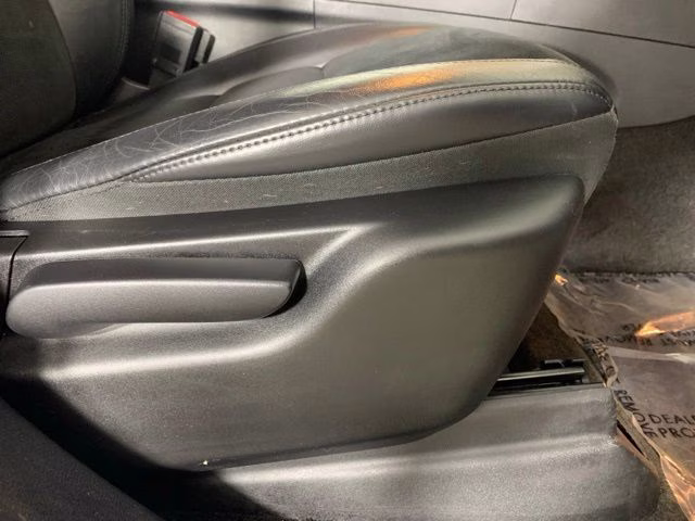 2015 Billet Silver Metallic Clearcoat Jeep Grand Cherokee Altitude 4X4 SUV