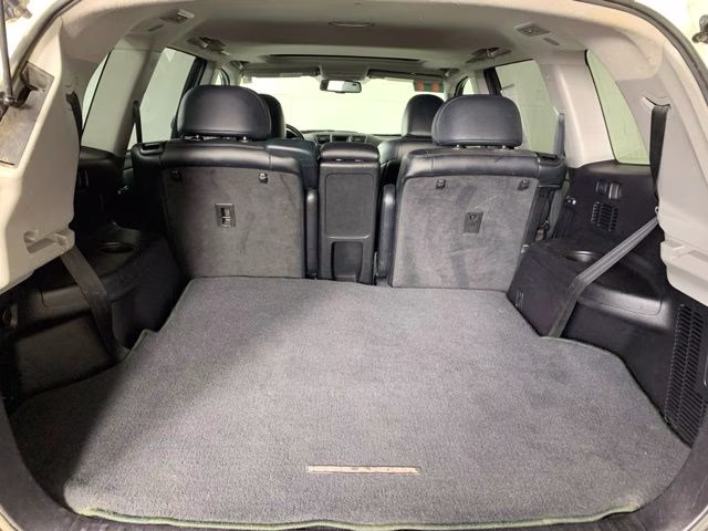 2011 Classic Silver Metallic Toyota Highlander Limited 4X4 SUV