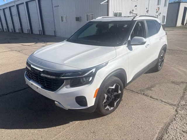 2024 Snow White Pearl Kia Seltos EX AWD SUV