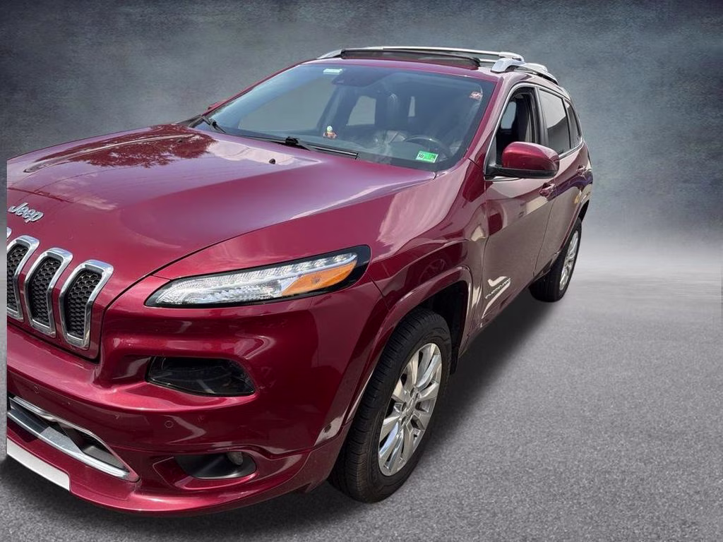 2017 Deep Cherry Red Crystal Pearlcoat Jeep Cherokee Overland 4X4 SUV