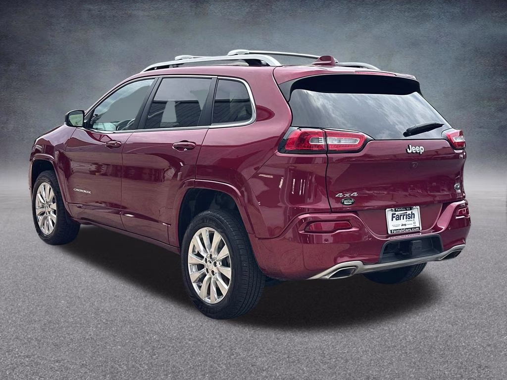 2017 Deep Cherry Red Crystal Pearlcoat Jeep Cherokee Overland 4X4 SUV