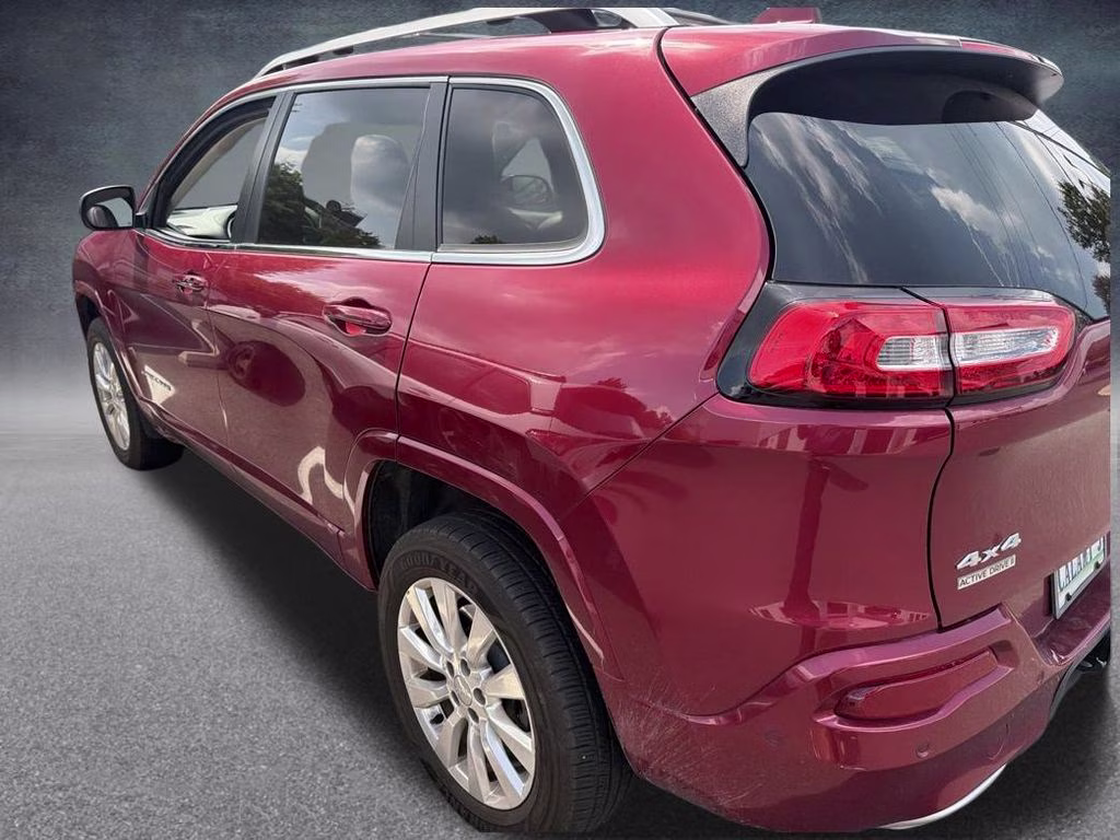 2017 Deep Cherry Red Crystal Pearlcoat Jeep Cherokee Overland 4X4 SUV